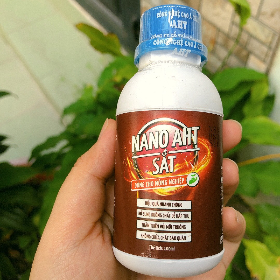 Phân bón NANO SẮT AHT - PHỤC HỒI MÀU XANH CỦA LÁ, TĂNG MÀU SẮC HOA chai 100ml