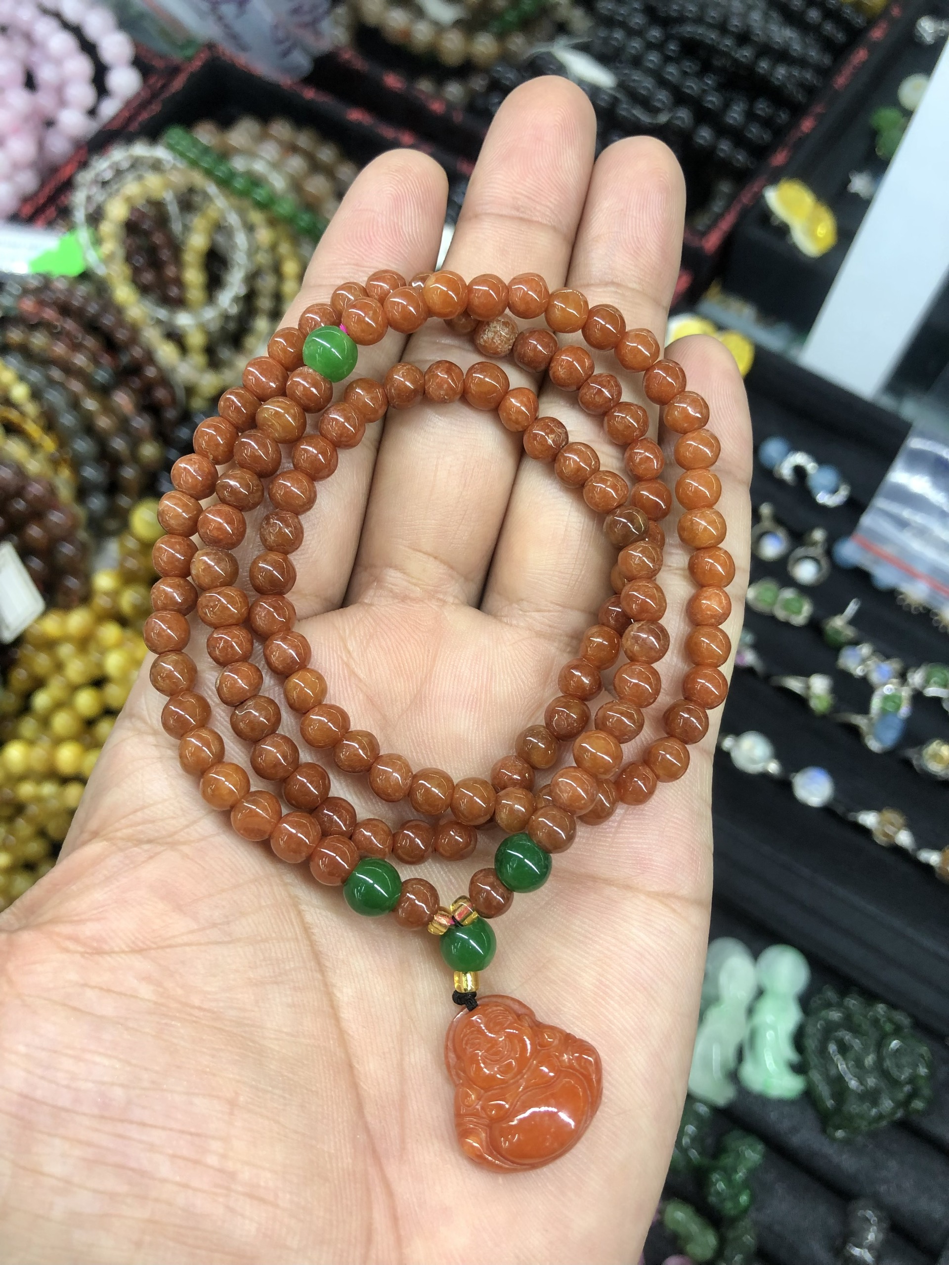 Vòng đeo tay, lắc tay phong thủy chuỗi hạt quấn 3 vòng mix mặt phật di lặc đá ngọc cẩm thạch huyết