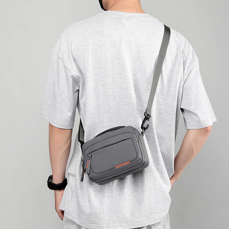 Túi đeo chéo nam phong cách mới  - BEE GEE DCN9252C