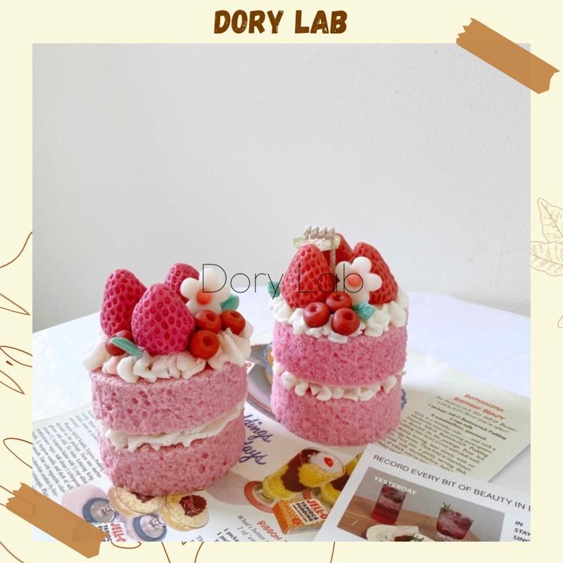 Nến Thơm Bánh Kem 2 Tầng Phủ Kem Dâu Tây Handmade Không Khói, Phụ Kiện Decor, Quà Sinh Nhật - Dory Lab