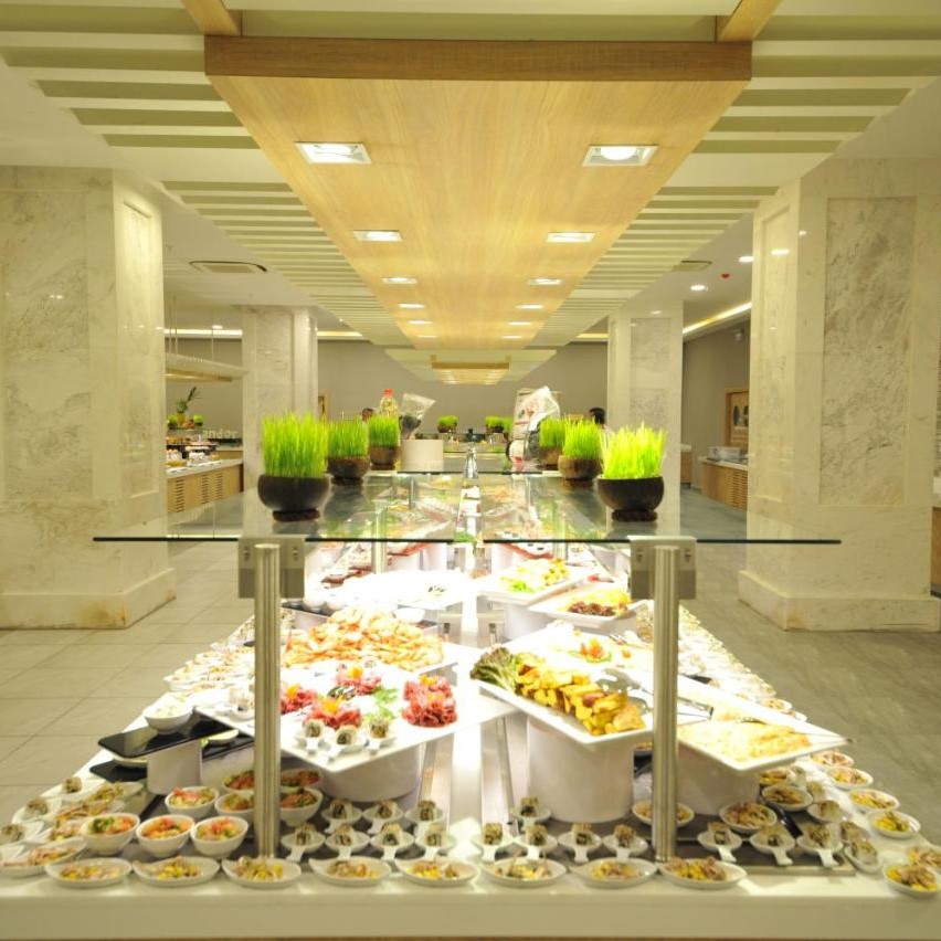 Swandor Cam Ranh Resort 5*. Bao Gồm Ăn Ba Bữa. Miễn Phí Mini Bar Dành Cho 02 Khách.