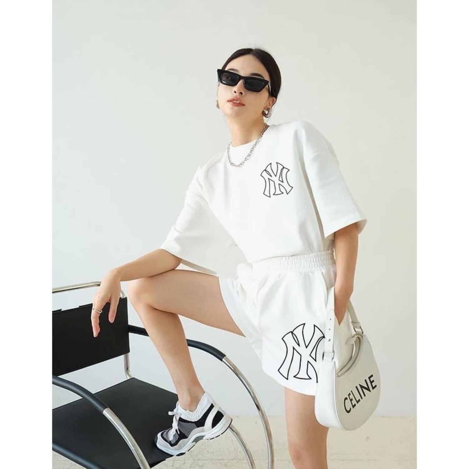 Bộ Quần Áo Nam Nữ Thiết Kế NY Chất Liệu Cottom Cao Cấp Form Rộng Tay Lỡ Phong Cách Trẻ Trung Năng Động Cá Tính Unisex