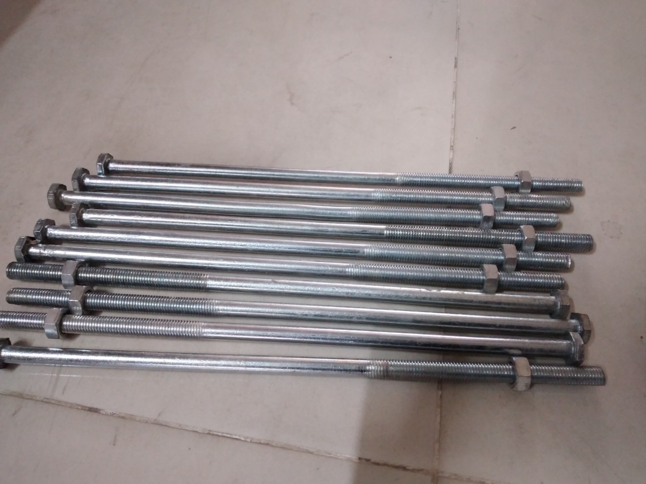 TY BULON TÁN 40 Để giằng mái nhà xưởng, Để treo thang máng cáp trong tòa nhà, Dùng trong lắp đặt hệ thống PCCC, cứu hỏa