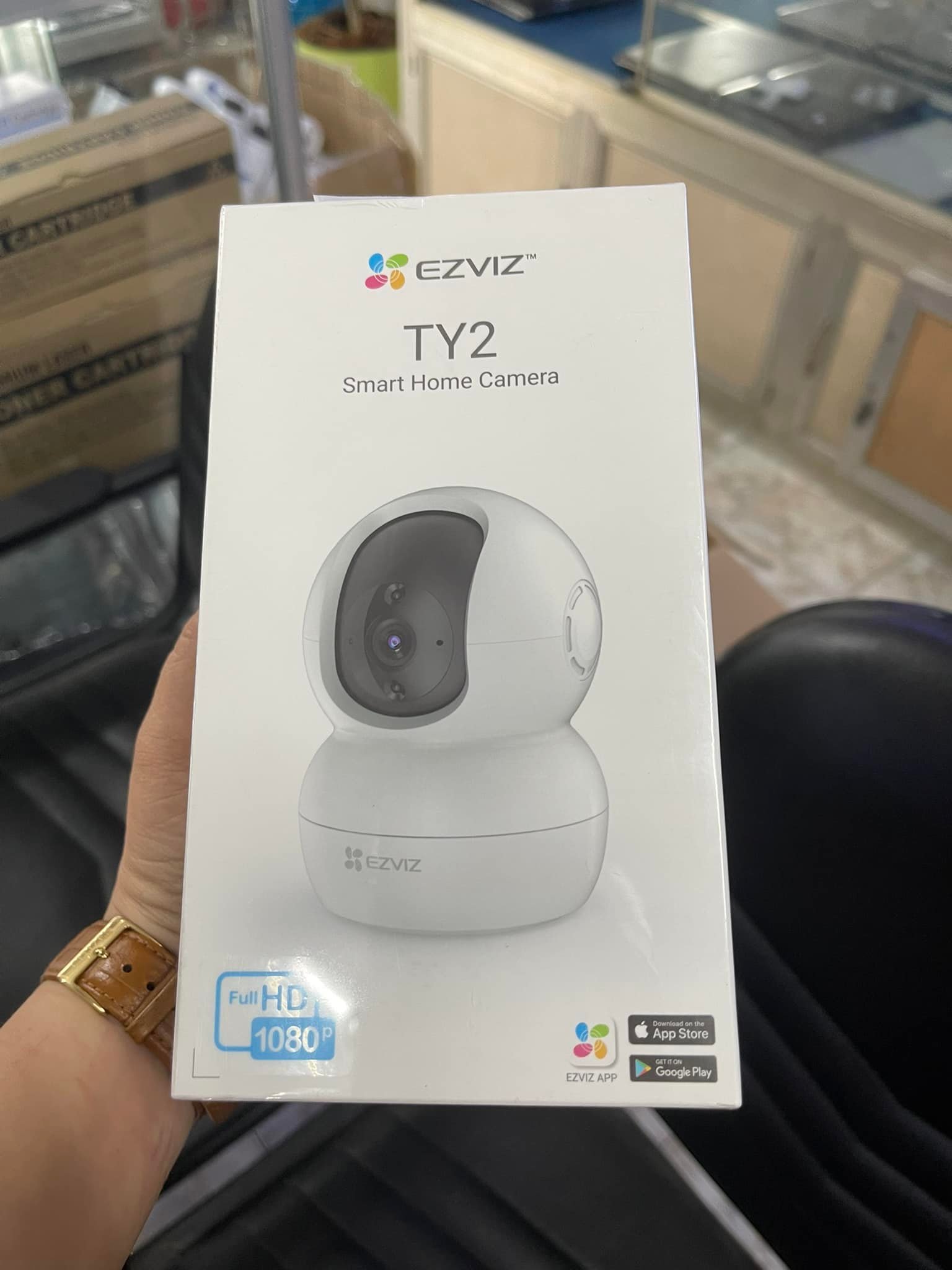 Camera Wifi EZVIZ - TY2 (2.0 Megapixel) - Quay quét thông minh - Đàm thoại hai chiều, Hàng chính hãng