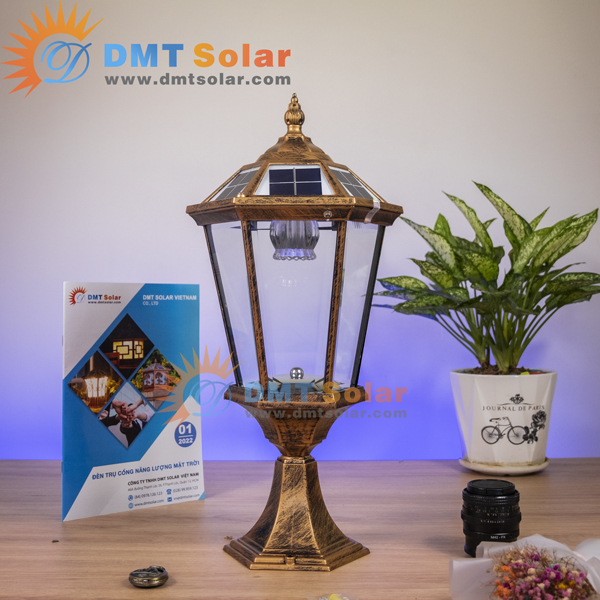 Đèn trụ cổng thuỷ tinh năng lượng mặt trời DMT-TC05 (25x25cm)