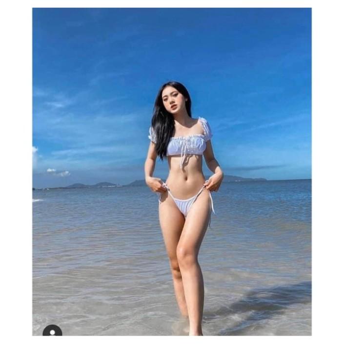 Set bikini đồ bơi 2 mảnh Hiền Hồ tay bồng chip màu trắng áo cúp ngực tay con xinh xắn VATIX