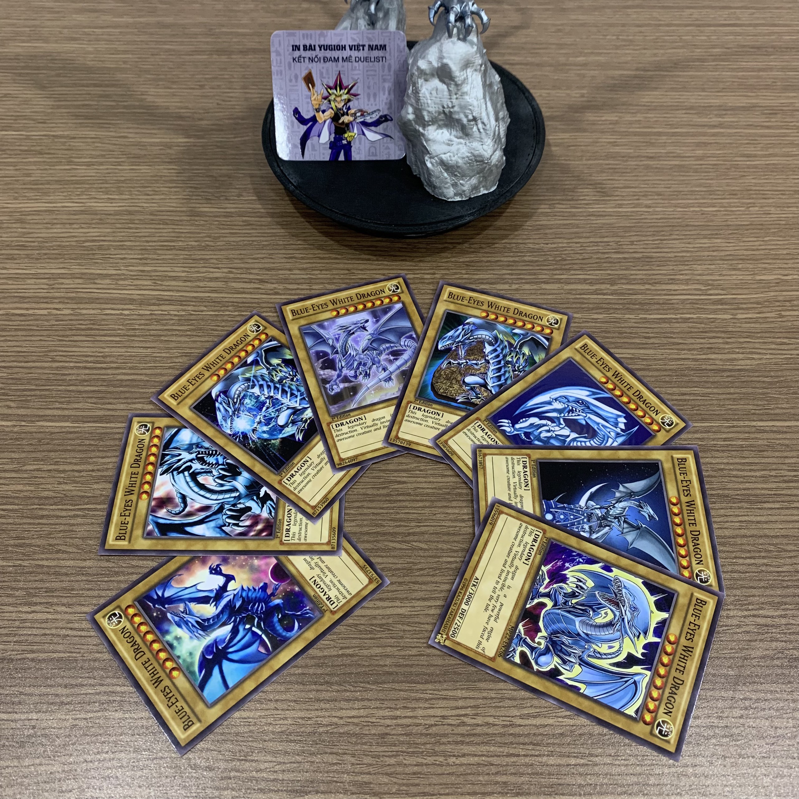 08 thẻ bài Rồng trắng mắt xanh Blue Eyes White Dragon các phiên bản