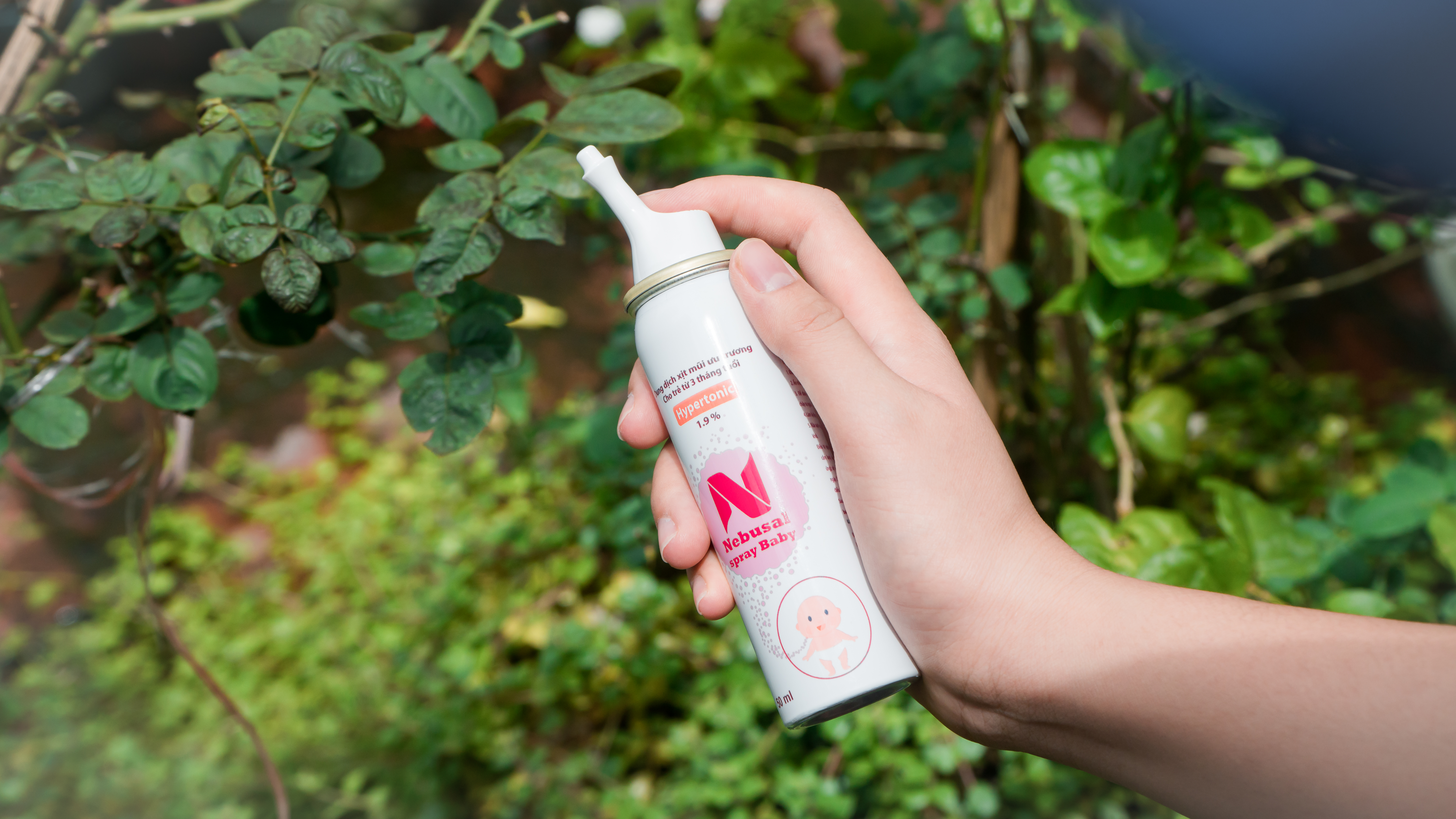 Nước muối xịt mũi Nebusal Spray Baby 1,9% giảm ngạt mũi, chảy nước mũi, viêm mũi dị ứng, vệ sinh mũi cho trẻ từ 3 tháng tuổi
