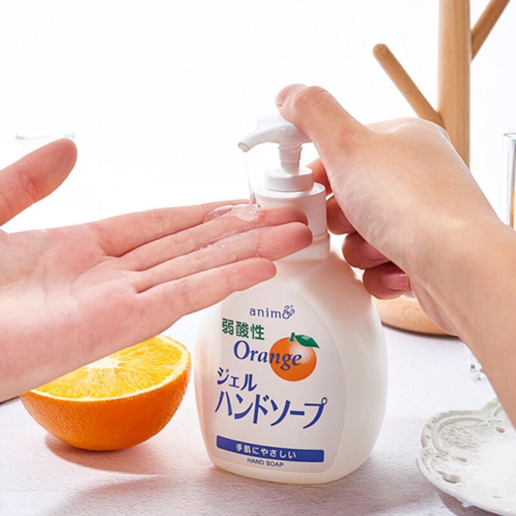 Nước rửa tay kháng khuẩn hương Cam Animo Orange Hand Soad Nhật Bản 200ml