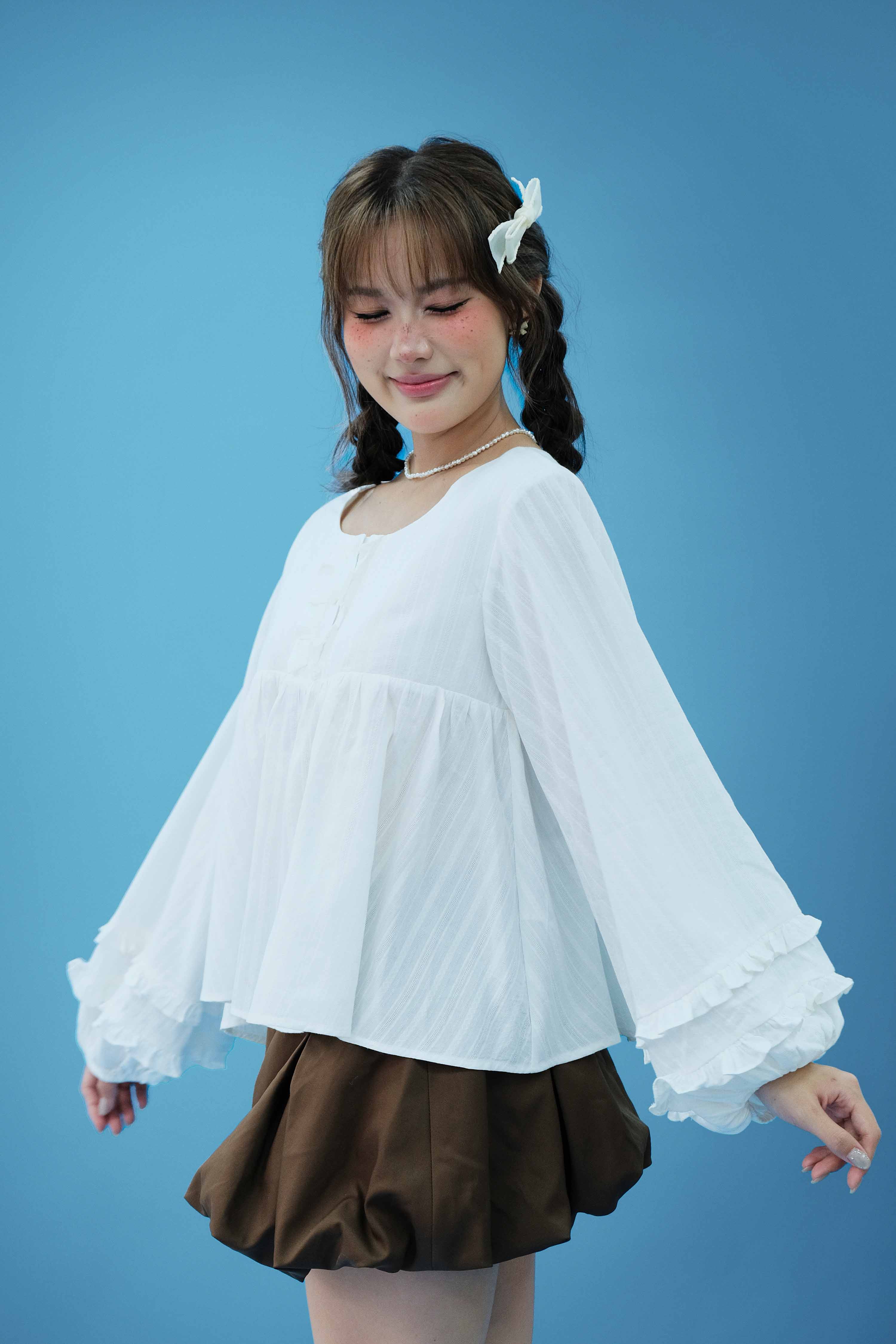 DOTTIE - Áo tay phồng phối bèo - Trắng kem - T1124