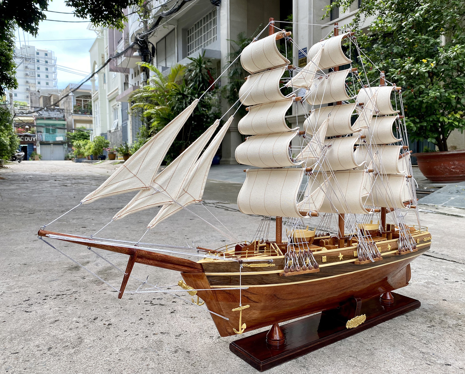 Mô hình thuyền gỗ phong thủy Cutty Sark dài 97cm, thuyền buồm trang trí gỗ tự nhiên, quà tặng khách hàng đối tác