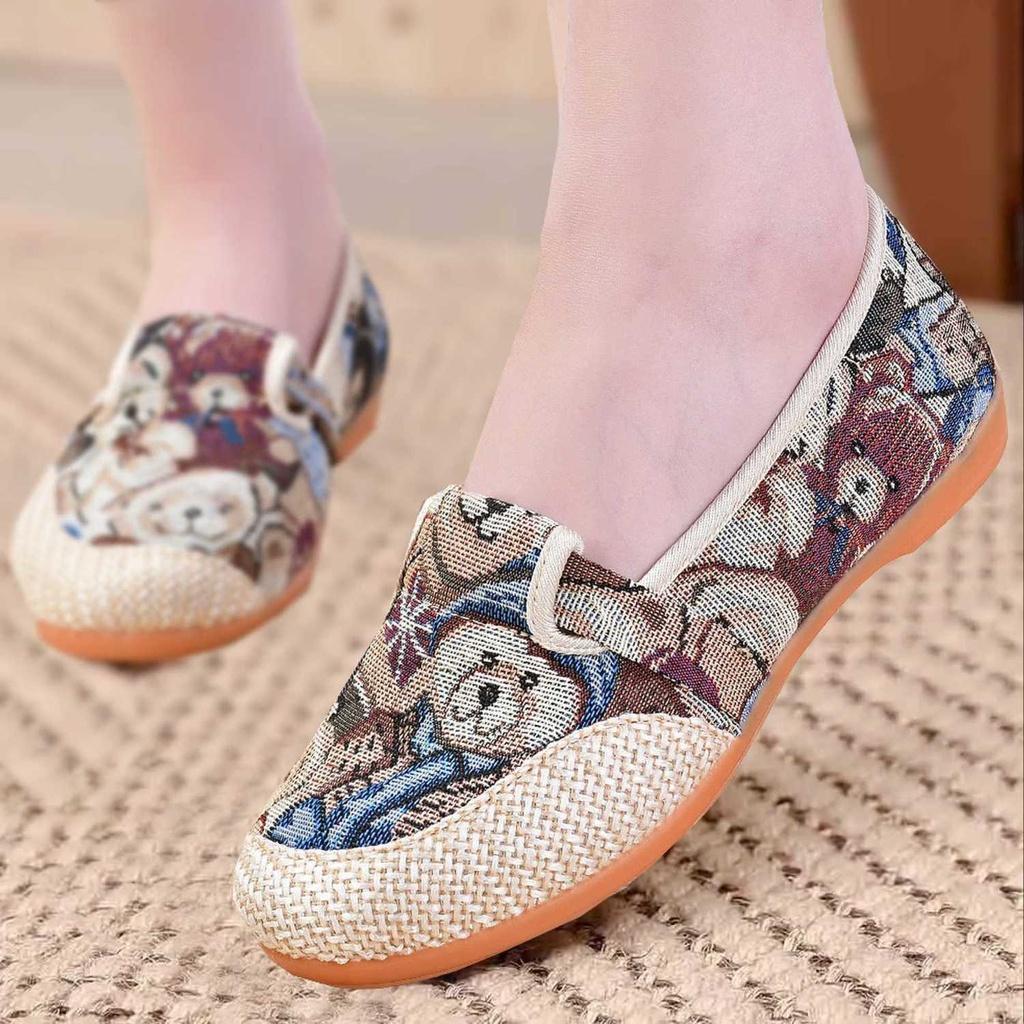 Spring and summer new style old Beijing cloth shoes girls Korean casual shoes with one foot breathable lazy canvas shoes girls