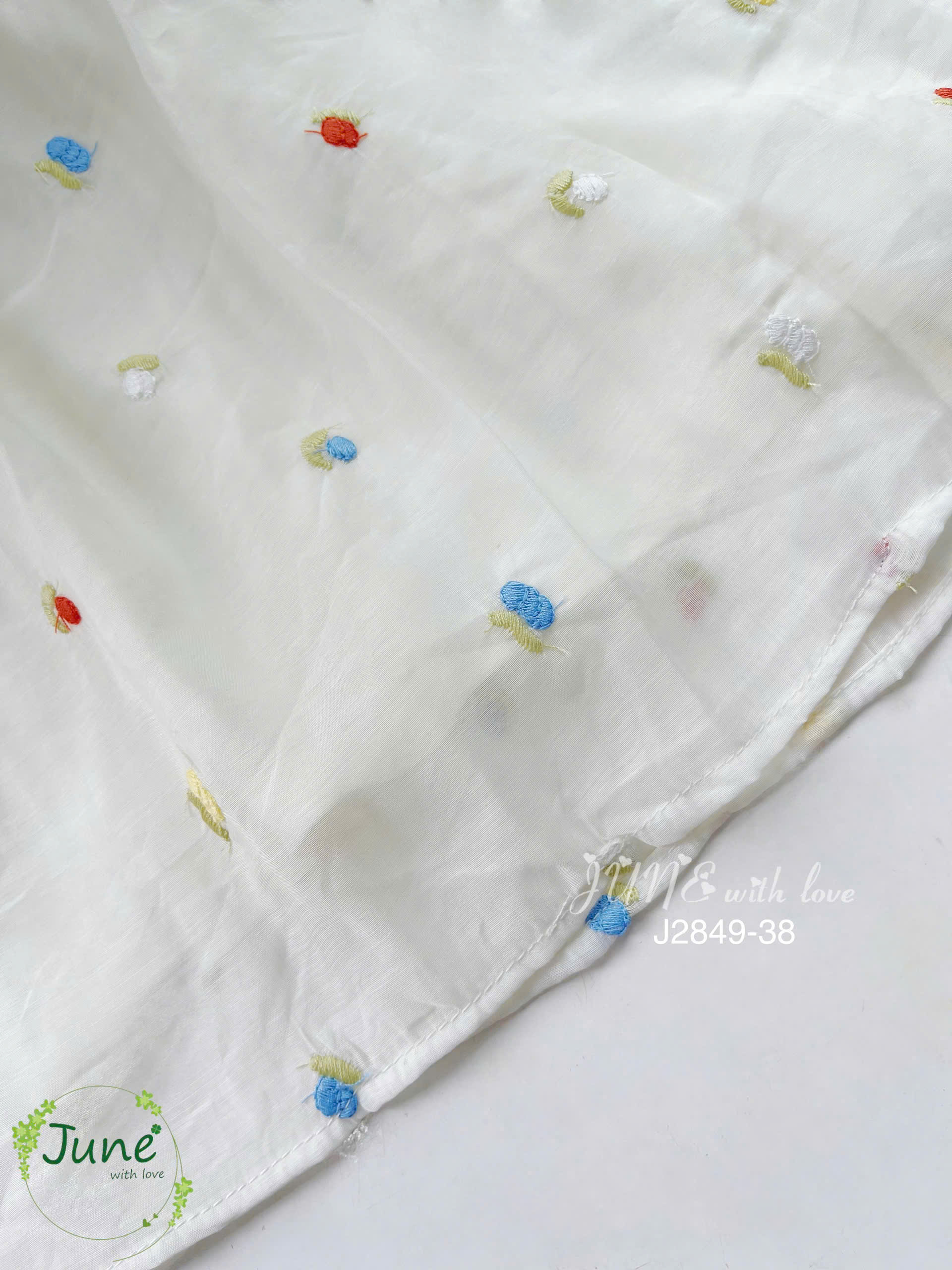Đầm váy hai dây cho bé gái hoa tuplip mùa hè mát mẻ đi chơi du lịch đẹp từ 10-40kg chất tơ mềm