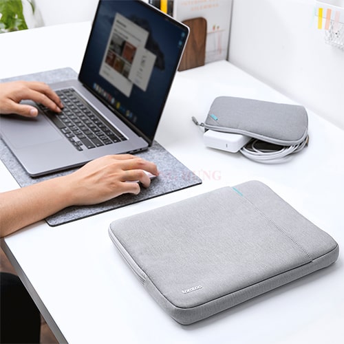 Túi chống sốc Tomtoc Versatile-A13 Protective Laptop Sleeve with Accessory Pouch Mbook Pro/Air 13 inch A13-C12 - Hàng chính hãng