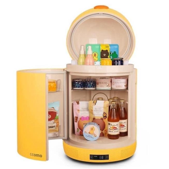 Tủ Lạnh Mini CCOMO X LINE FRIENDS, Dung Tích 31L, Có Đèn Tiệt Trùng Diệt 99% Vi Khuẩn, Có Tai Nghe Blutooth, Nhập Hàn