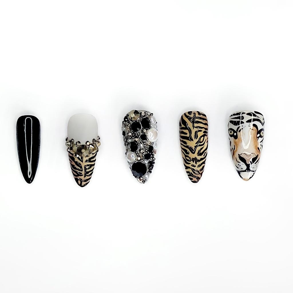 Nail Box > Móng up vẽ trang trí hoạ tiết Cọp HOT Mùa Lễ Hội Năm Mới