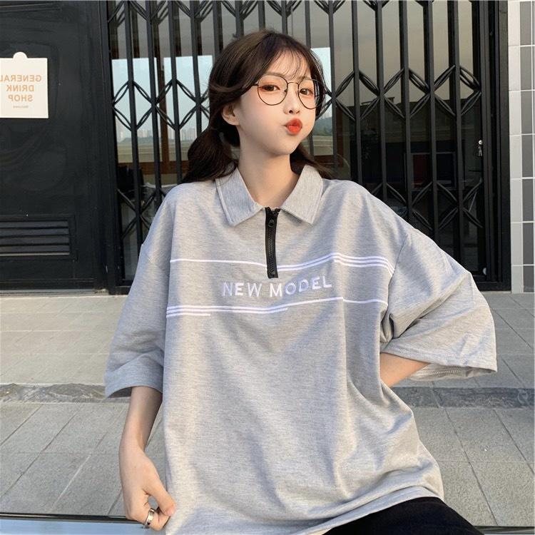Áo Polo Cộc Tay Khóa Kéo In Chữ NEW MODEL Dáng Rộng