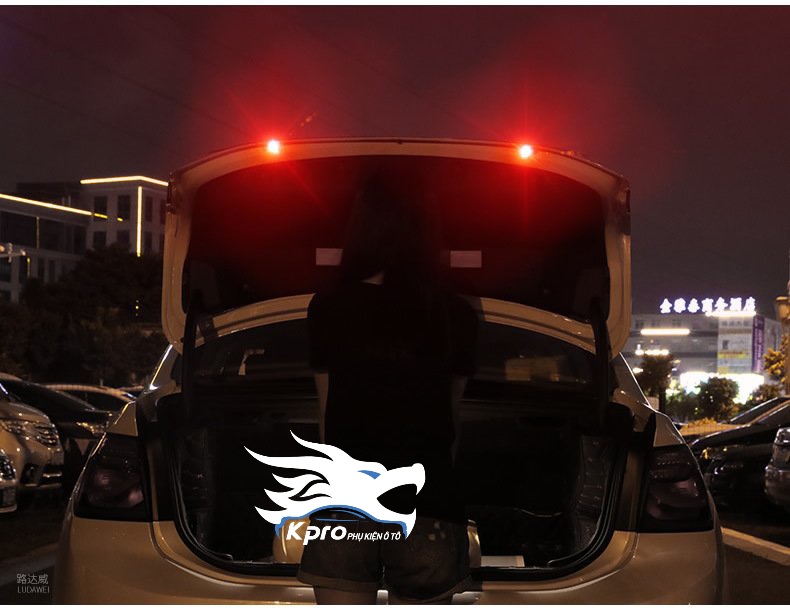 Đèn Led cảnh báo mở cửa ô tô, xe hơi - Hàng chất lượng cao