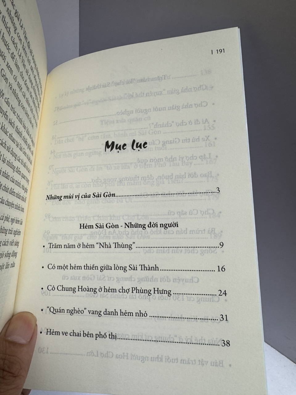 LÊ LA CÀ PHÊ, NGÕ HẺM SÀI GÒN - Lê Vân - Nhà Xuất Bản Tổng hợp TP.HCM