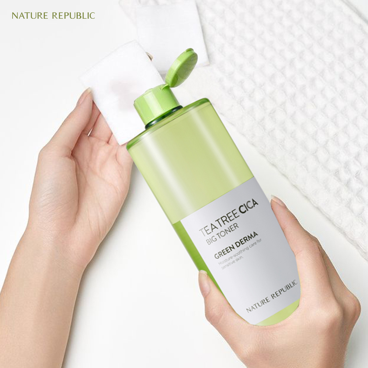 Nature Republic Nước hoa hồng Green Derma Tea Tree Cica Toner 500ml