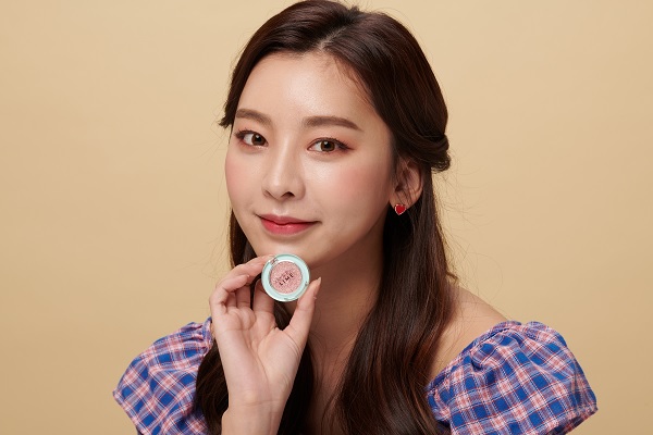 Công dụng Phấn Mắt Nhũ Thời Thượng Lime Color & Eyes Single Shadow 1.4g