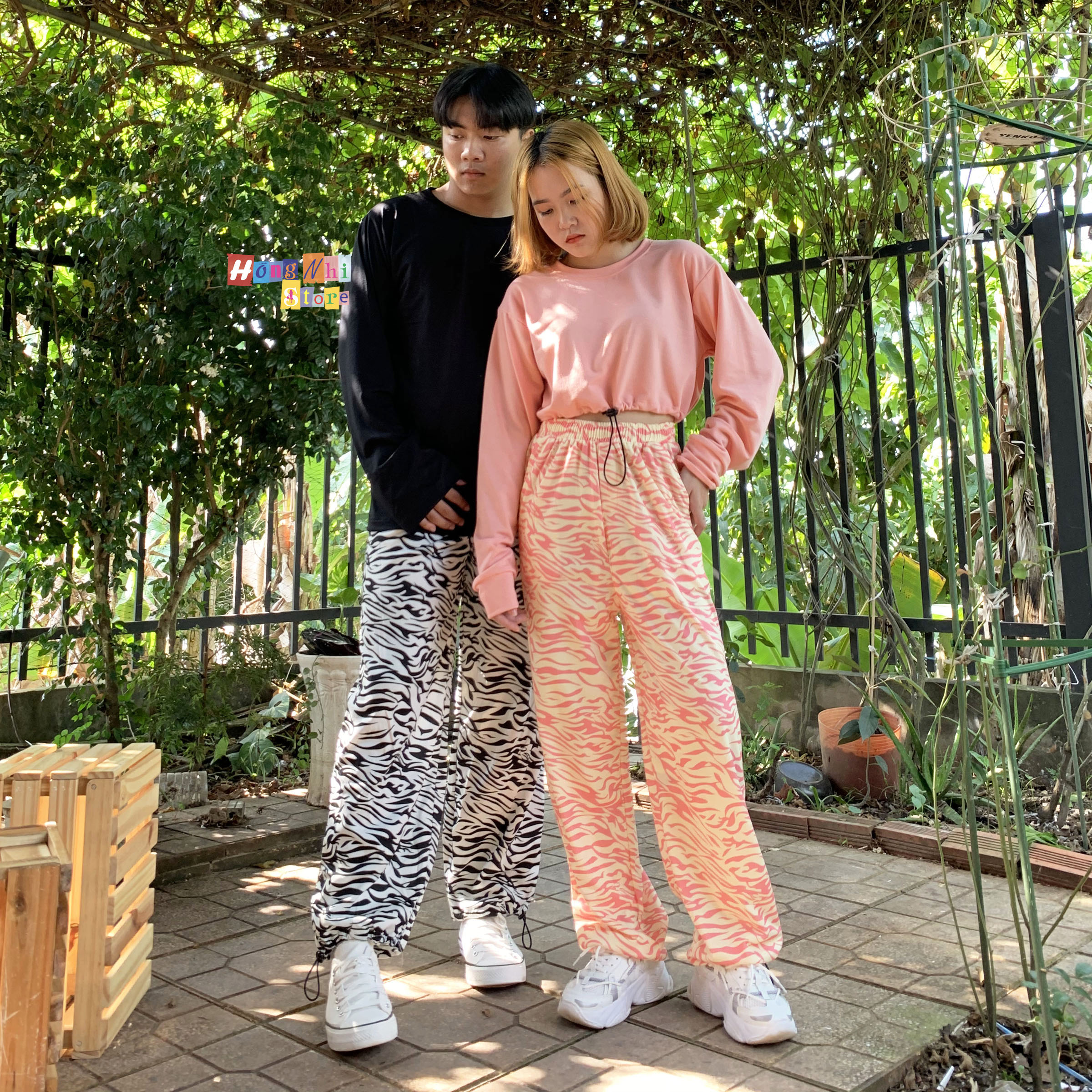 Quần Jogger 3D Ulzzang Unisex Jogger Loang Màu Dây Rút Lai Ống Rộng Báo Hồng V2 - MM