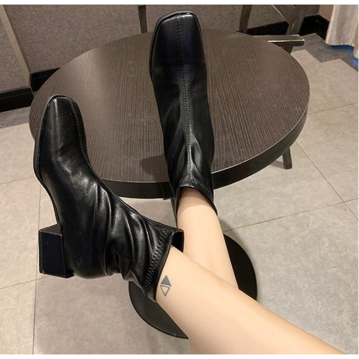 Giày Boots Nữ Cổ Ngắn Đế Vuông 5cm Da PU Mã H88