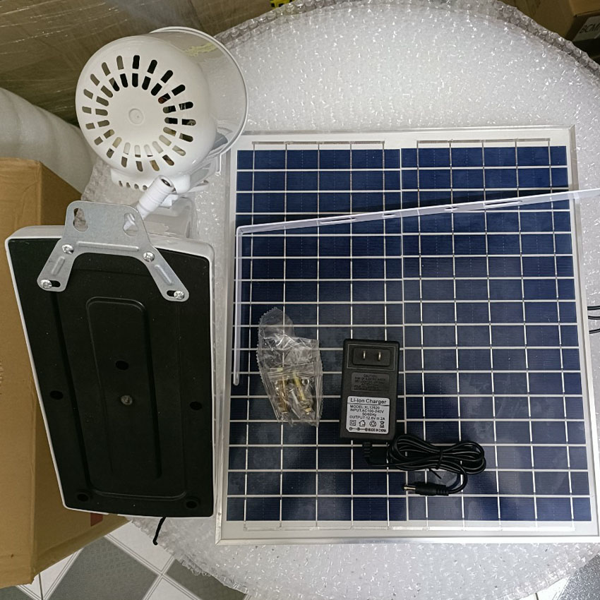 Quạt năng lượng mặt trời, Quạt tích điện, Công suất 50W, Có củ sạc điện 220V