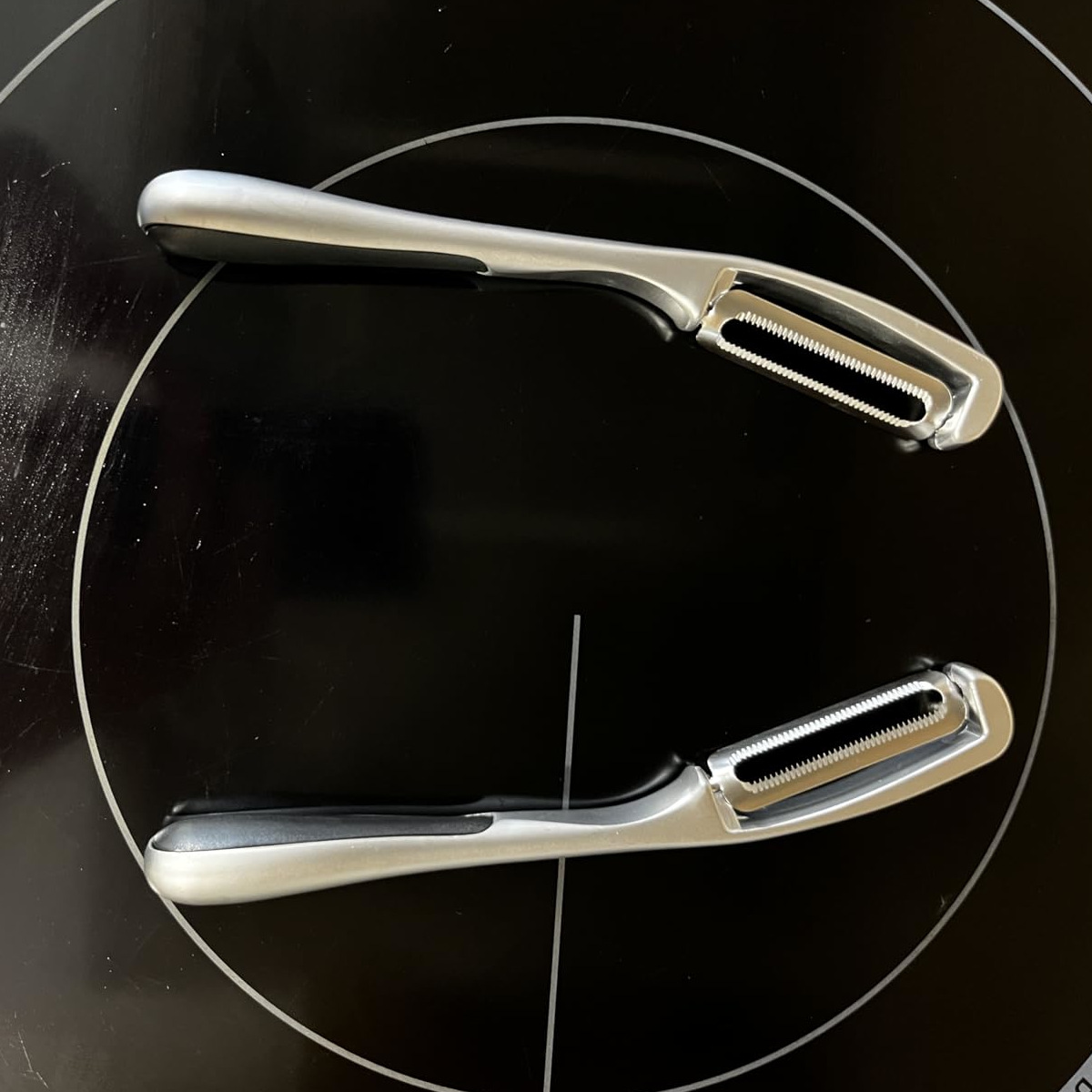 Dụng cụ nạo củ quả Se Ka SK66 thép phủ niken lưỡi dao sắc bén tay cầm chống trượt