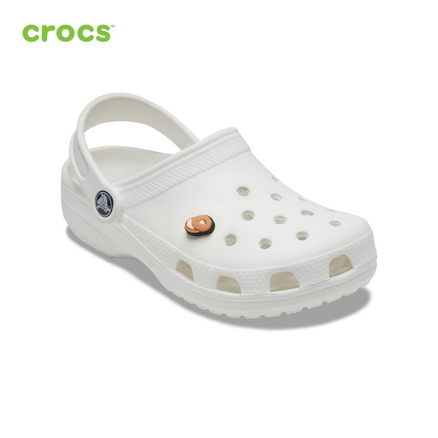 Huy hiệu jibbitz unisex Crocs JB Bagel