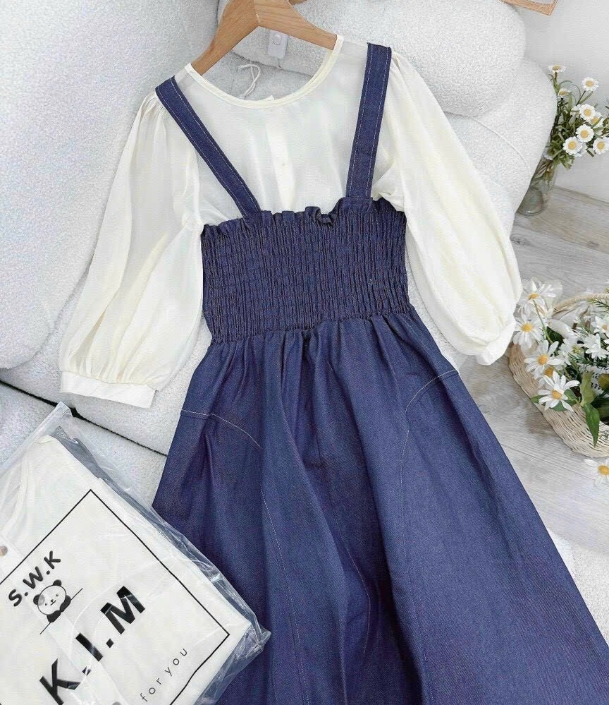 SET ĐẦM MIDI YẾM SUÔNG TRƠN DÀI 2 DÂY XÒE CỔ U JEANS DENIM MAXI + ÁO SƠ MI RỘNG NGẮN TAY DẠO PHỐ ĐI CHƠI ĐI BIỂN ĐI TIỆC