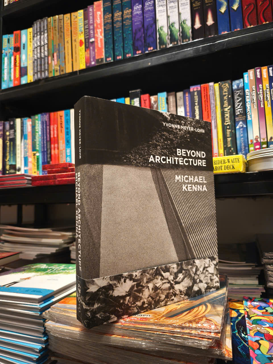 Sách - Beyond Architecture by Michael Kenna - Sách nghệ thuật bằng tiếng anh/ Art, Design in English