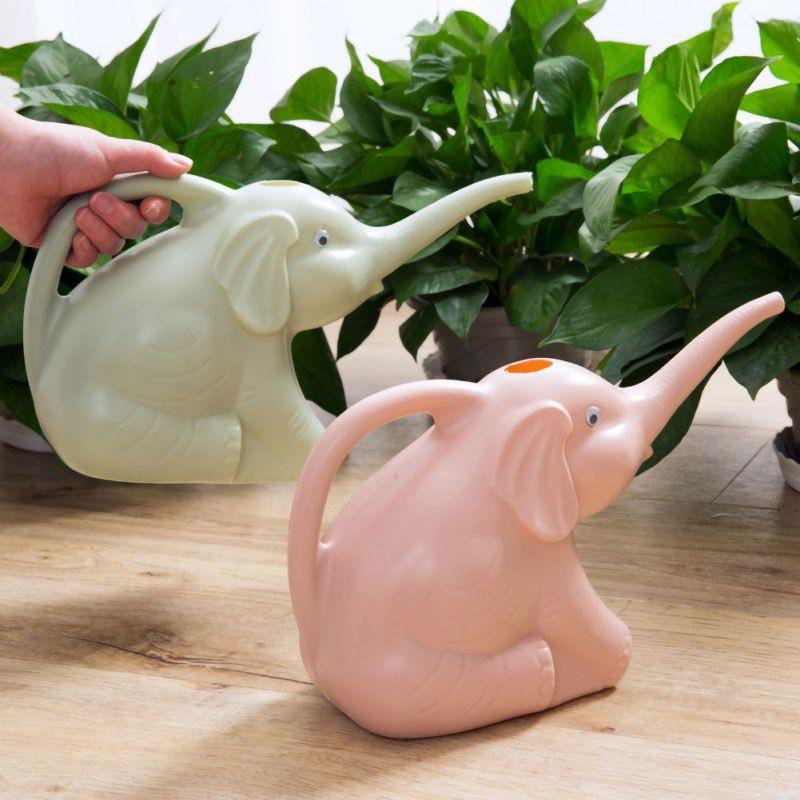 Bình tưới cây tự động