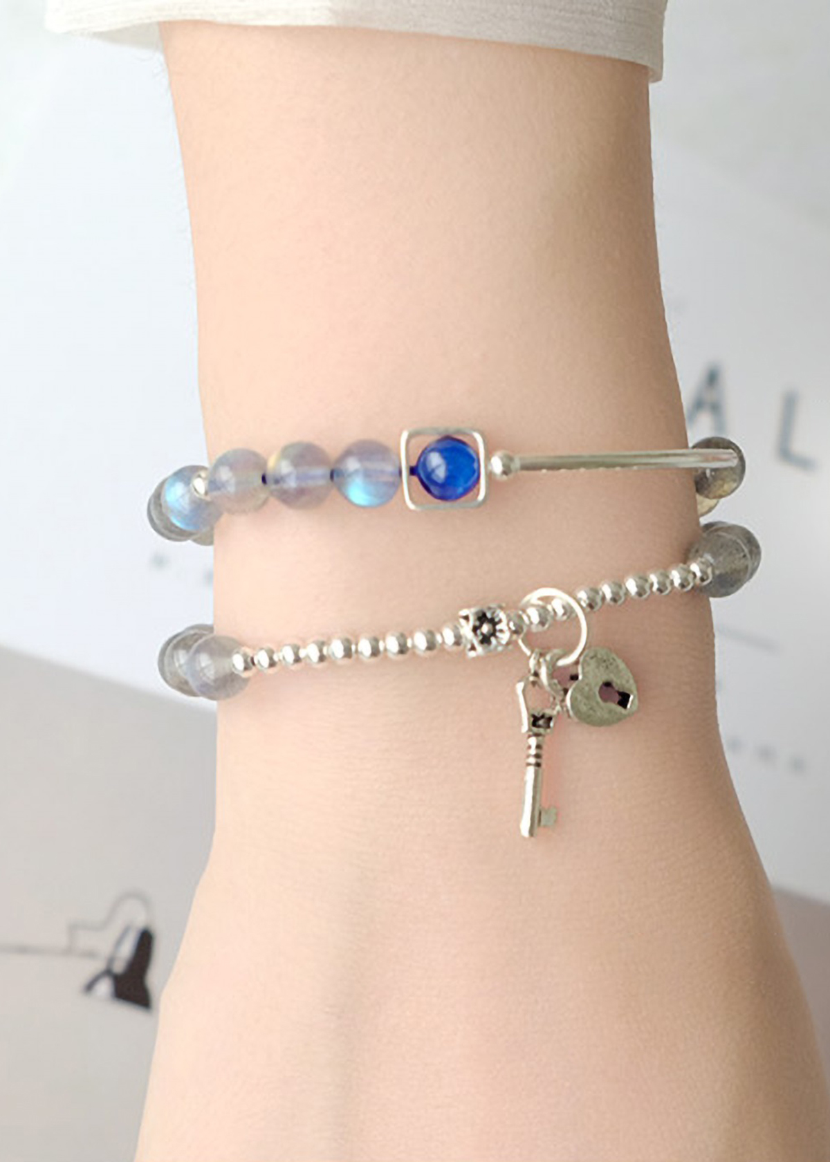 Vòng 2 line đá xà cừ ánh xanh phối charm khóa mệnh thủy, kim - Ngọc Quý Gemstones