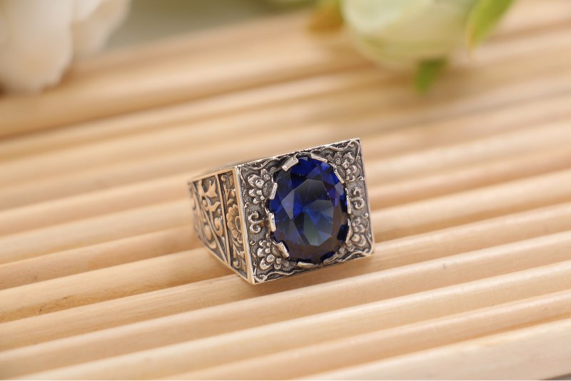 Hình ảnh Nhẫn nam thiết kế đính đá Blue CZ - Turkish Handcrafted