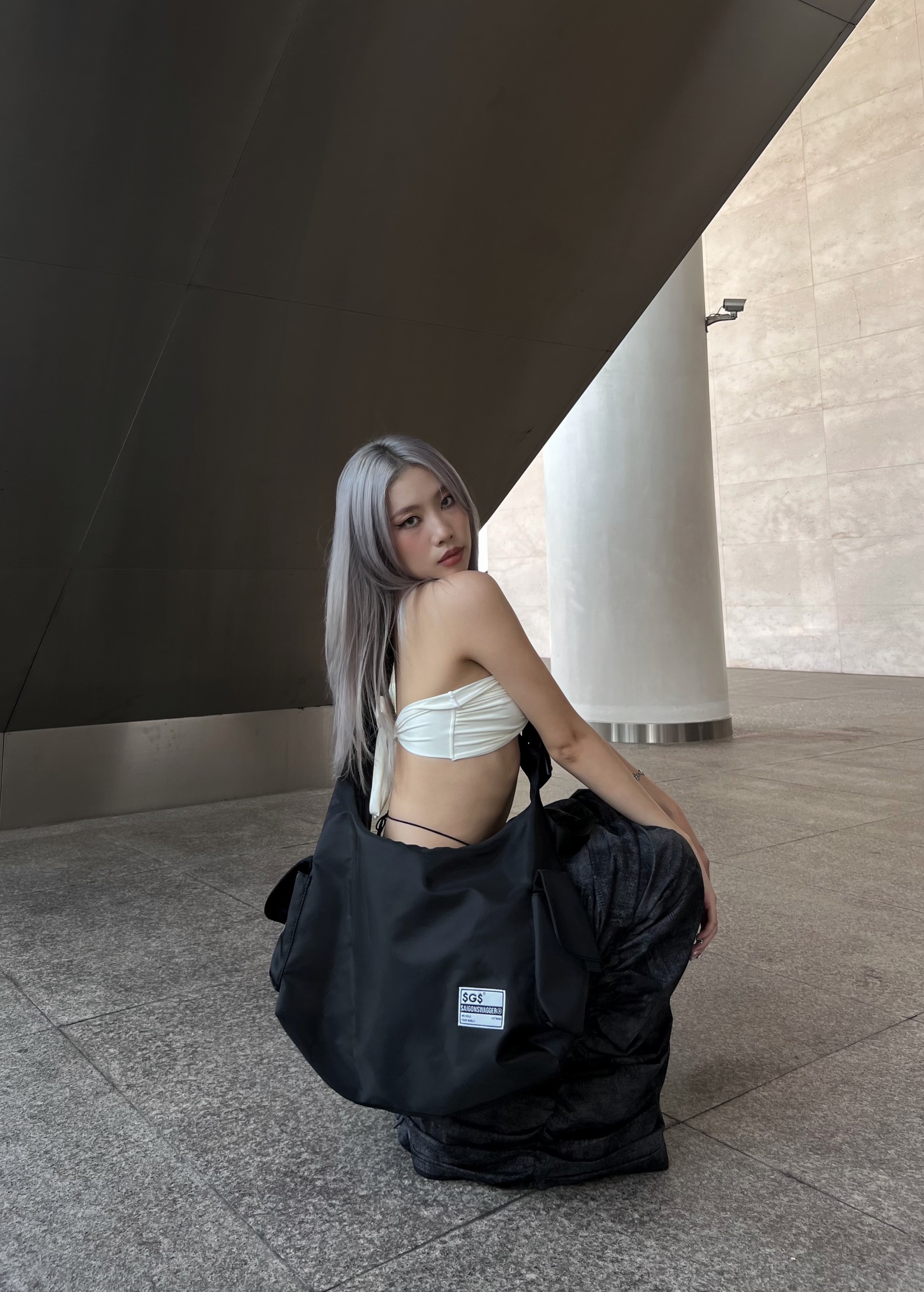 Túi đeo chéo nam nữ SAIGON SWAGGER chất liệu nylon ELEP HOBO BAG