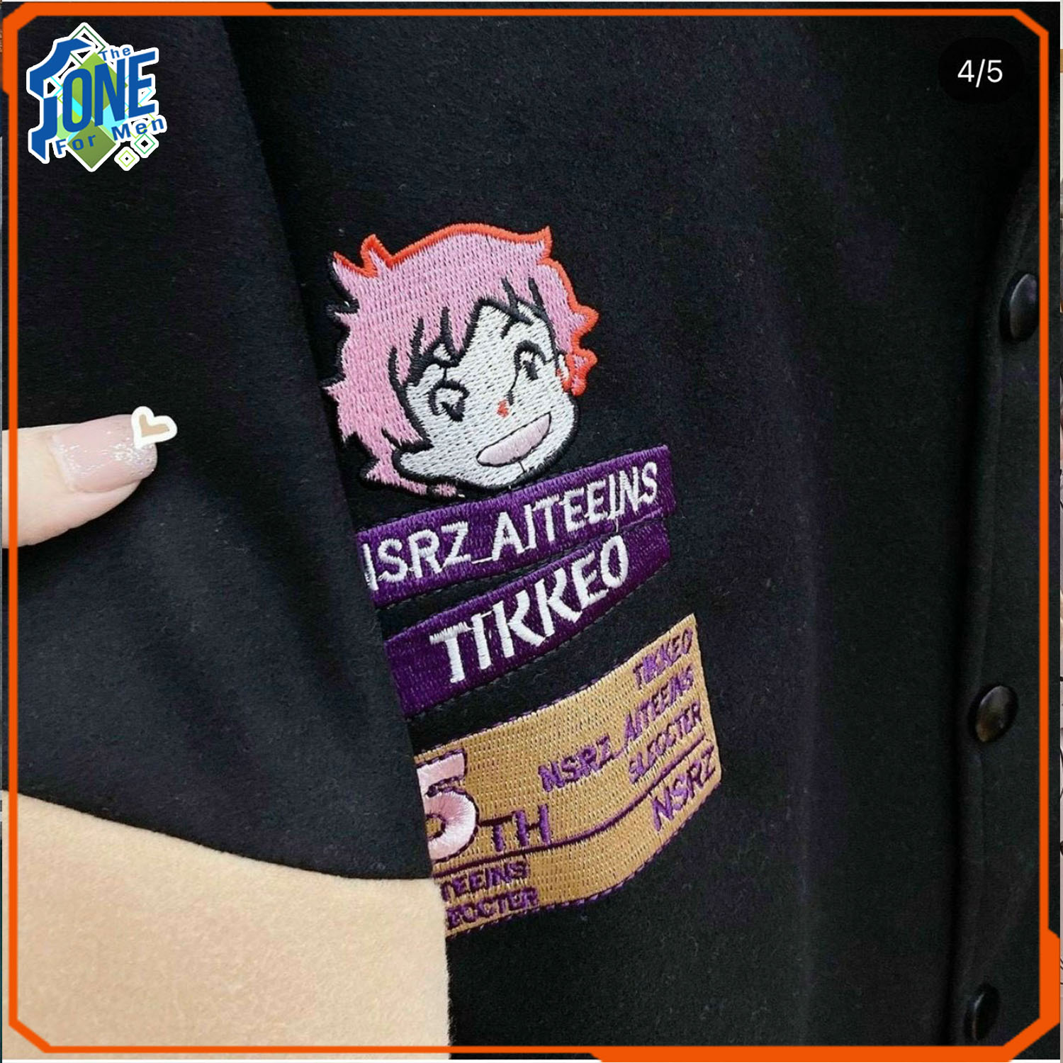 Áo Khoác BomBer Nam Nữ Thêu Sticker Trước Sau , Phối Màu Cực Teen, Mặc 4 Mùa, Vải Mềm Mịn Chống Nắng Cực Tốt, Form Dưới 75kg Thích Hợp Các Bạn Trẻ Tuổi Teen Nam Và Nữ