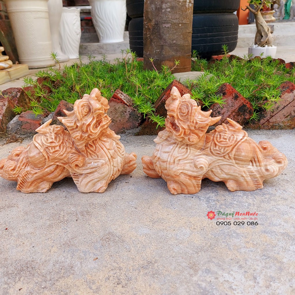 Tượng tỳ hưu phong thủy đá vân gỗ 21cm đá Non Nước