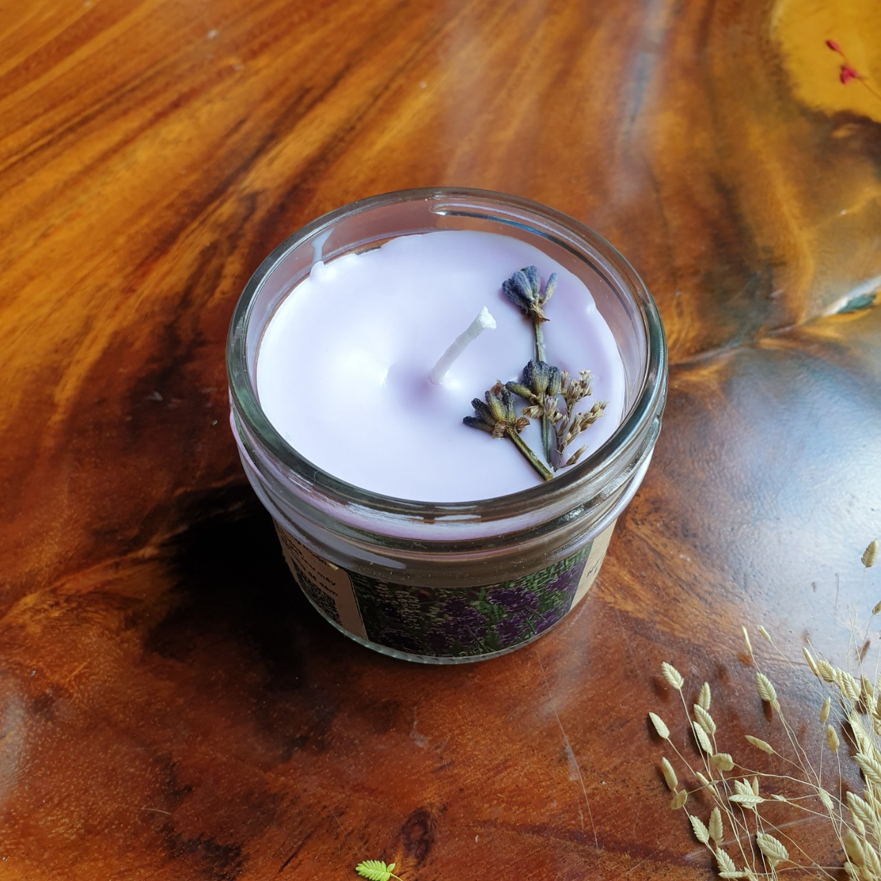 Nến thơm tinh dầu Lavender (Oải Hương) 100g - Giúp thơm phòng, thư giãn giảm stress với thành phần hoàn toàn tự nhiên