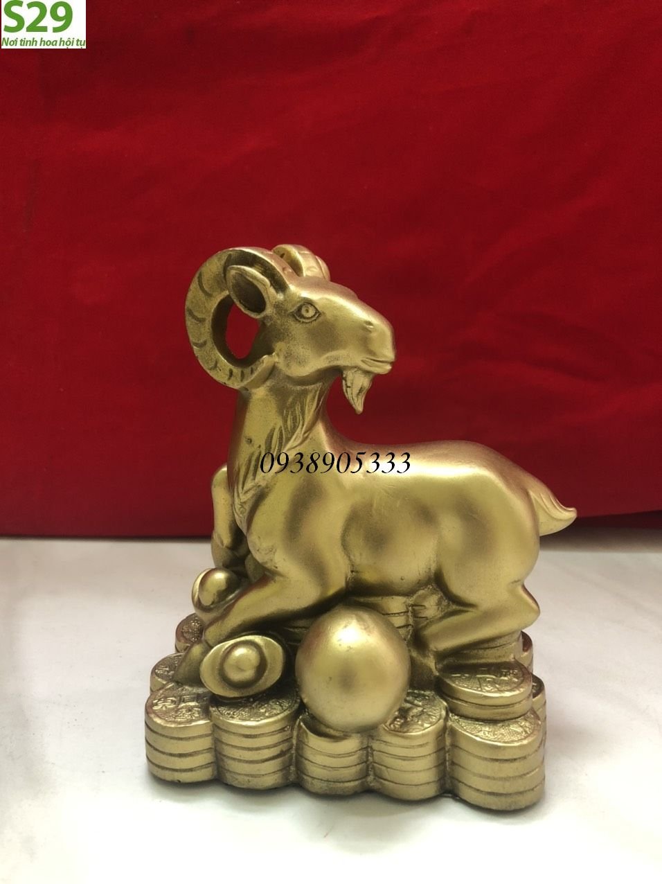 Dê Nằm Trên Tiền Giáp Ngọc,Bằng Đồng Cao Cấp Vật Phẩm Phong Thủy Cao 15cm