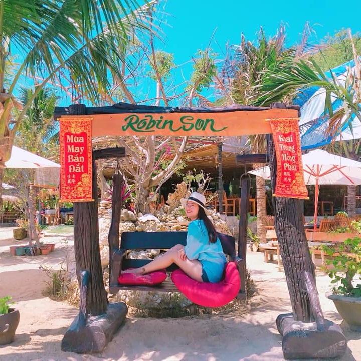 Hình ảnh Tour Nha Trang 01 Ngày Bằng Cano: Du Ngoạn Vịnh - Đảo Robinson - Tiệc Nổi Trên Biển, Khởi Hành Hàng Ngày