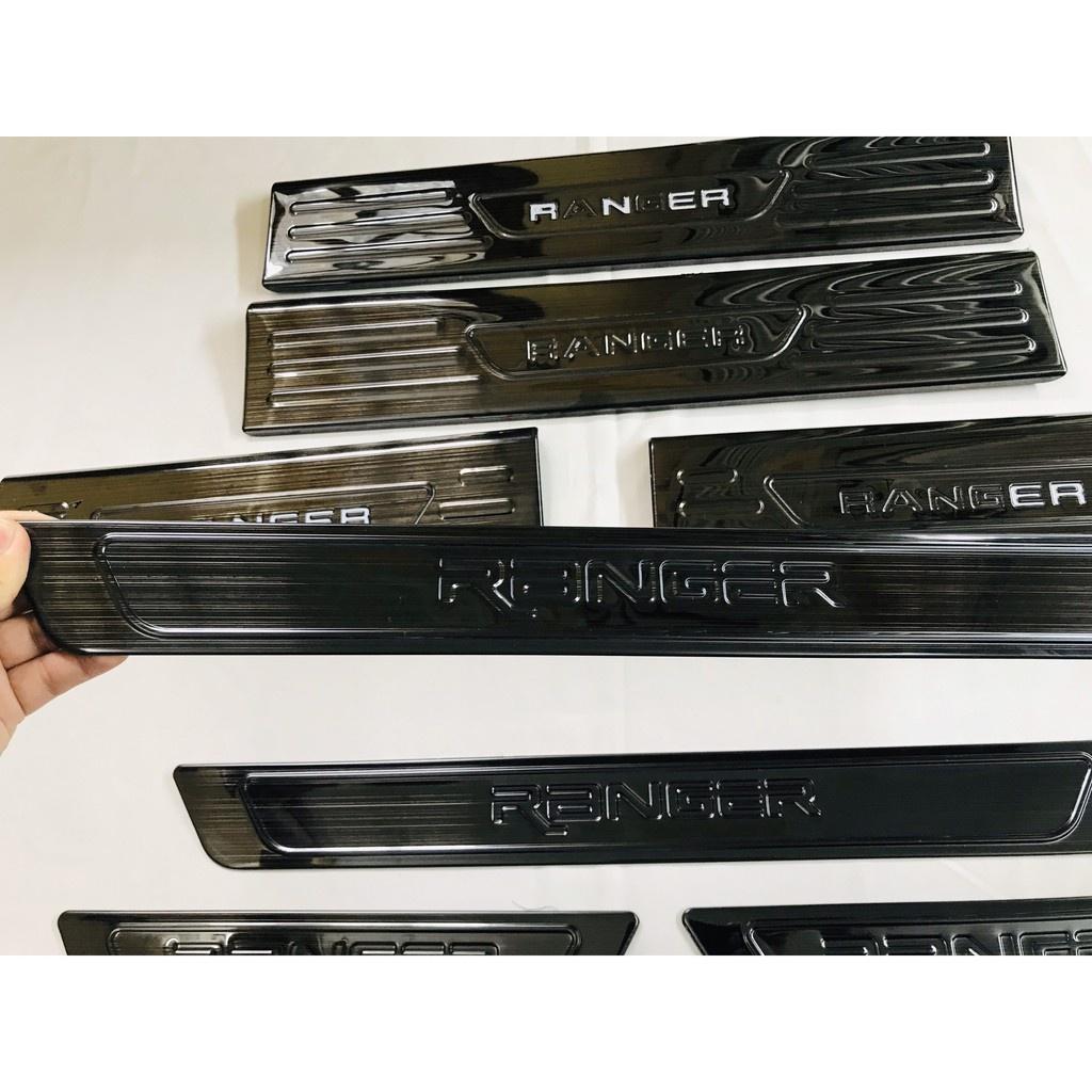 Ốp bậc cửa , nẹp bước chân Ford Ranger 2017-2022 cao cấp -mẫu Titan 8 chi tiết