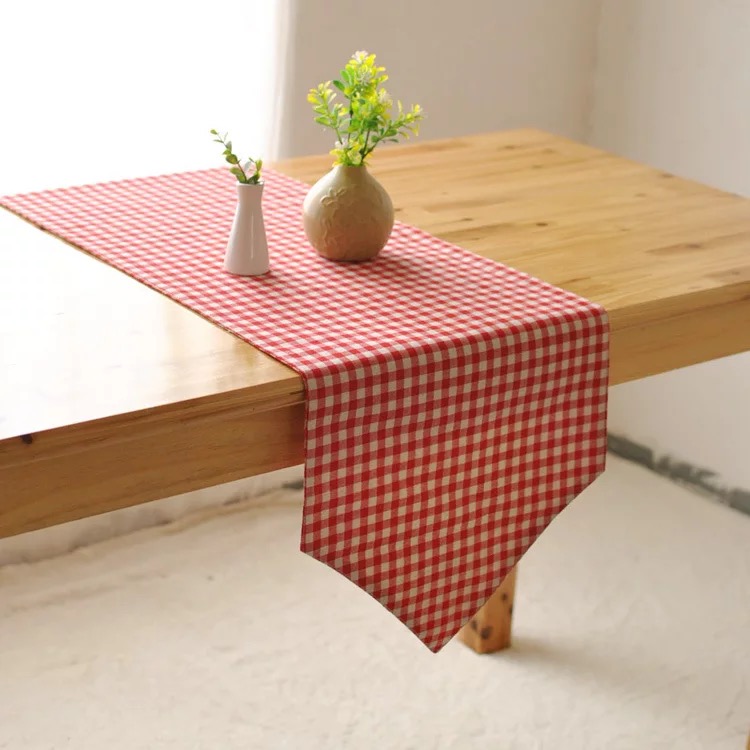 Khăn trải bàn table runner vải bố - Họa tiết Caro đỏ - mẫu A03