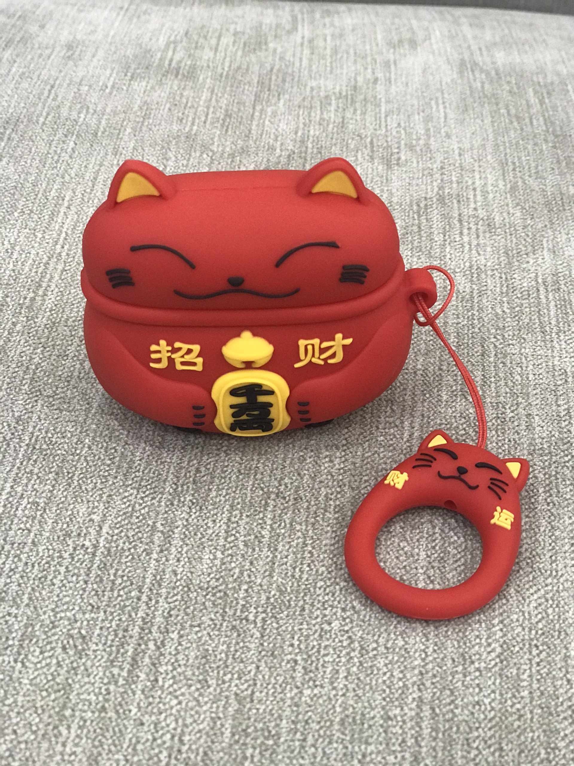 Case Ốp Lưng Silicon Chống Sốc Cao Cấp Cho Airpods Pro - Mèo May Măn Màu Đỏ