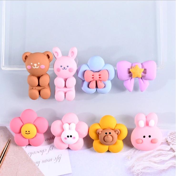 HN * Charm gấu nâu, thỏ trắng và hoa nhí cho các bạn trang trí kẹp tóc, ốp điện thoại, DIY