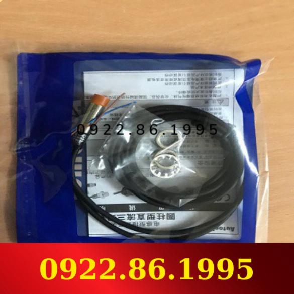 Cảm biến tiệm cận PR18-8DP mới