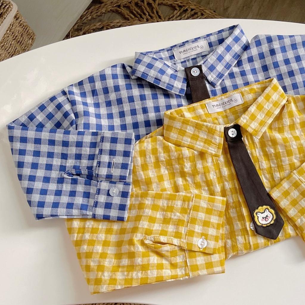 Áo sơ mi cho bé trai bé gái Magickids họa tiết kẻ caro kèm cavat thêu hình dễ thương cho bé Quần áo trẻ em AO22054