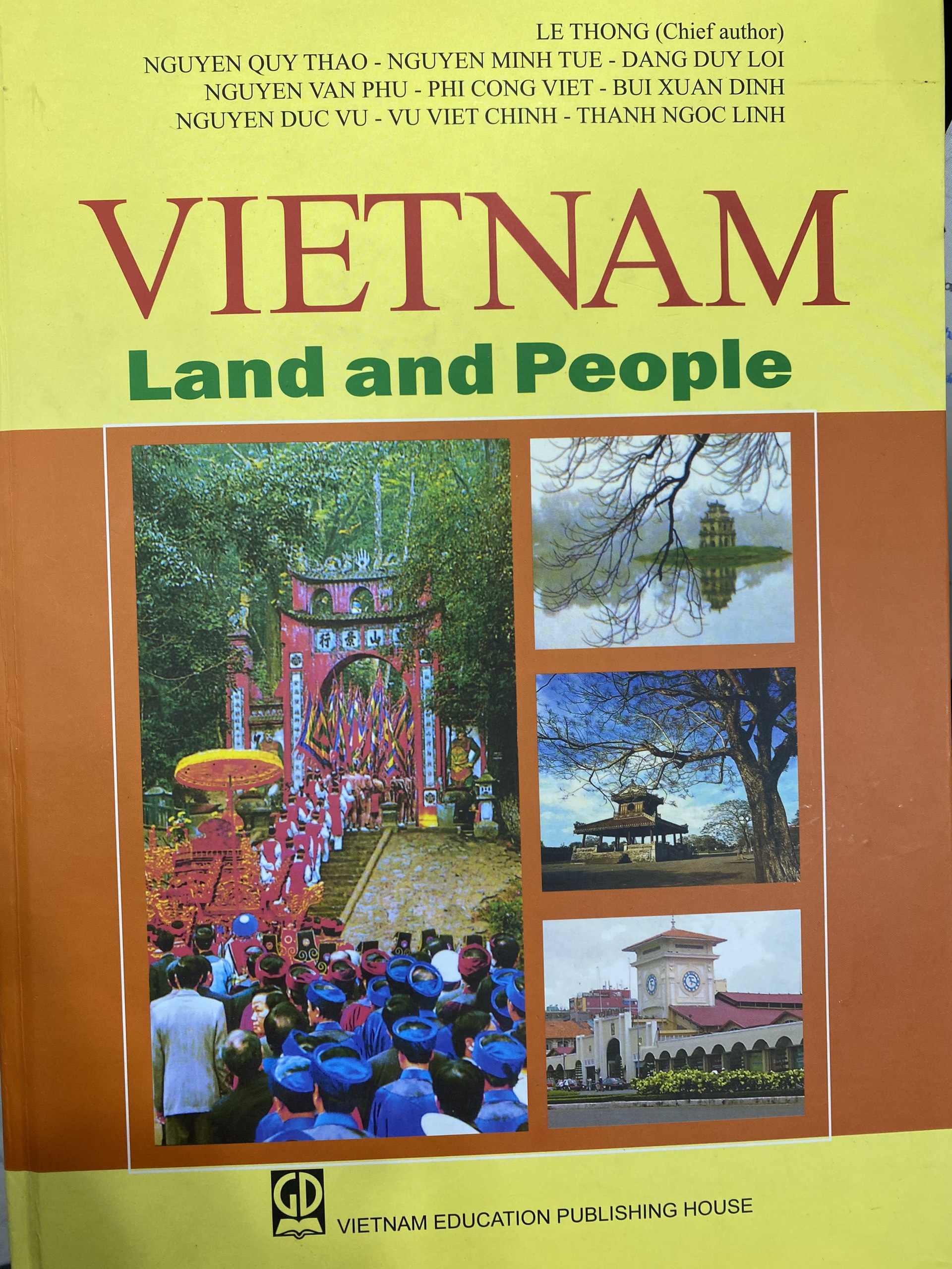 Sách- VIETNAM Land and People