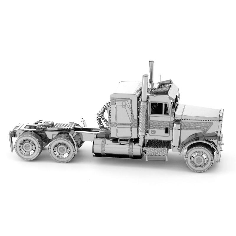 Mô Hình Lắp Ráp 3d Xe đầu kéo Freightliner FLC