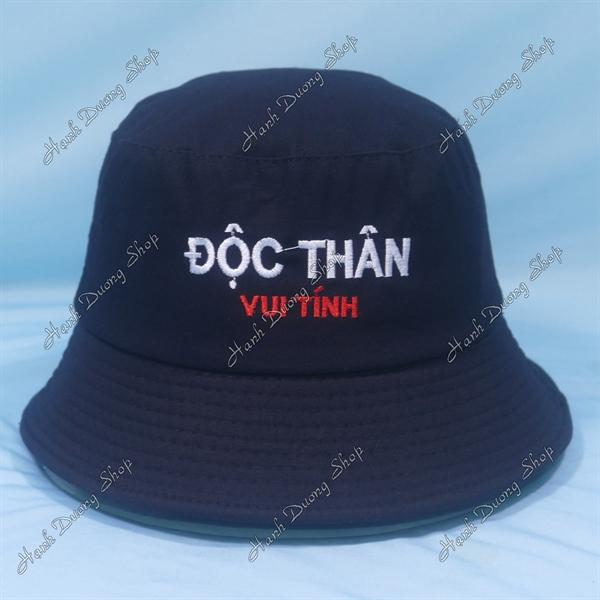 Nón tai bèo mũ bucket vành nhỏ thêu chữ Độc Thân Vui Tính - Đen
